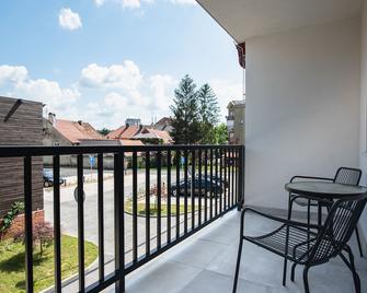 Hotel Florian & Godler - Karlovac - Balkon