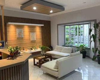 Villa de Babat - Basco - Living room