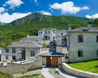 Zissis Hotel - Aristi