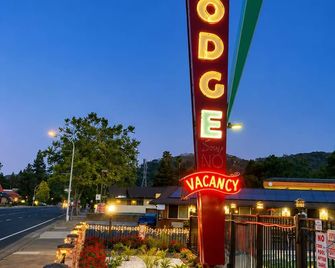 Muir Lodge Motel - Martínez