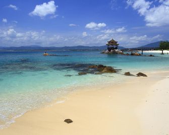 Elaine Seaview Surf Design Guesthouse - Sanya - Plaża