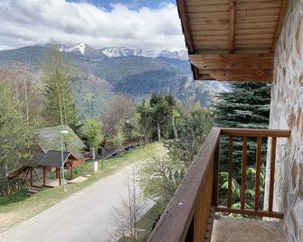 Comfortable chalet 5 minutes from the slopes - Ax-Les-Thermes - Balcon
