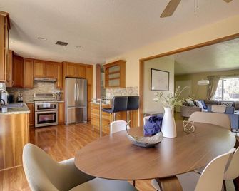 Lovely South San Jose 3BR, w/ Garage, W/D, Backyard, by Blueground - Milpitas - Restaurant