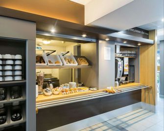 B&B HOTEL Nantes Parc Expos La Beaujoire - Nantes - Buffet