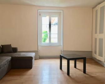 Studio downtown - Montval-sur-Loir - Sala de estar