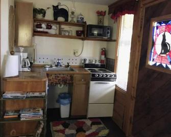 Moose twin cabin - Homer - Kitchen