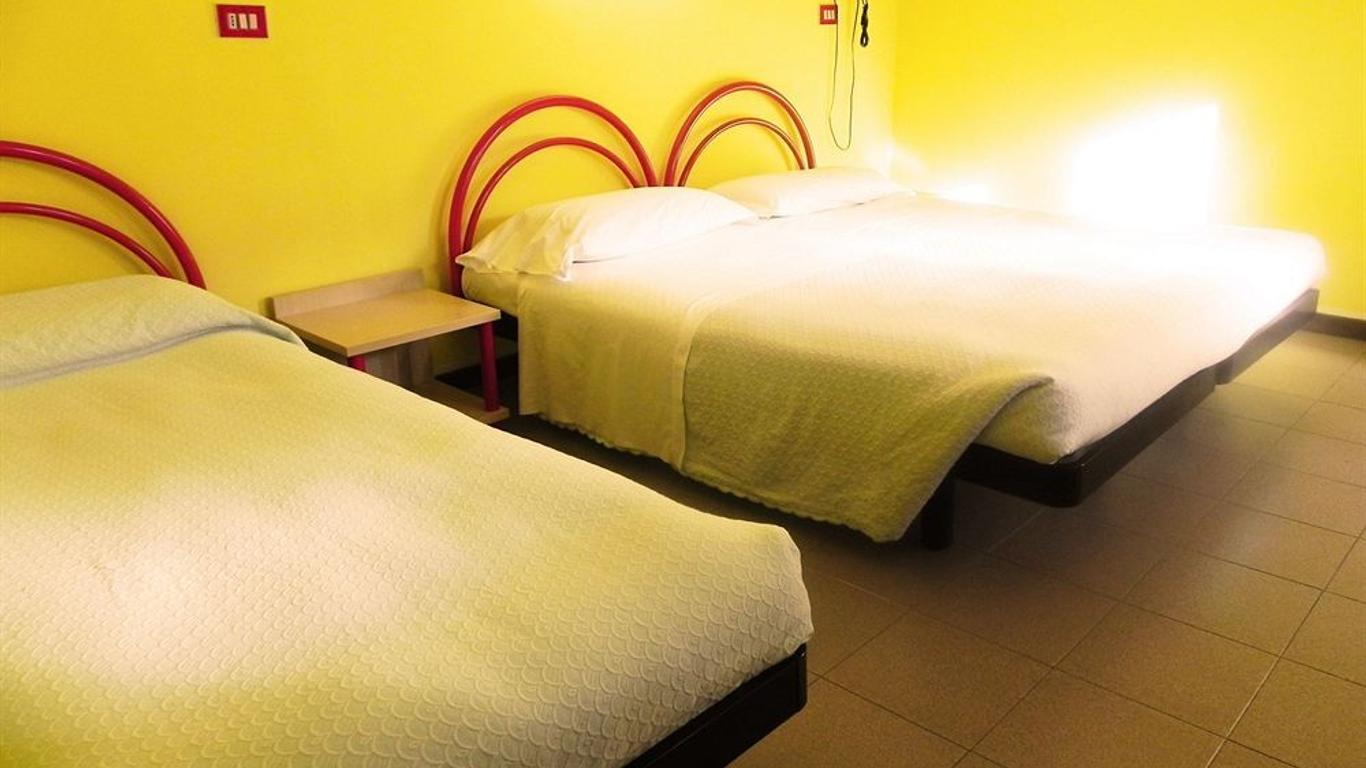 Residence Acero Rosso