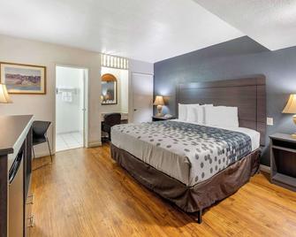 Econo Lodge Barstow - Barstow - Bedroom