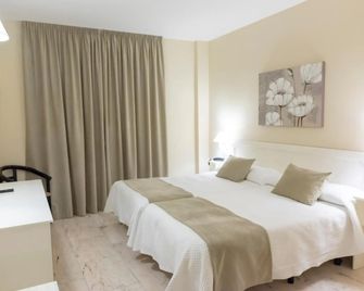 Hotel Ramomar - Tomelloso - Schlafzimmer