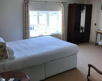 The Wheatsheaf Inn - Crewe - Schlafzimmer
