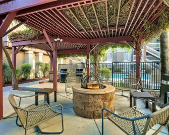Sonesta ES Suites San Jose Airport - San Jose - Patio