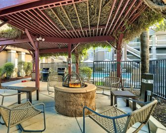 Sonesta ES Suites San Jose Airport - San Jose - Patio
