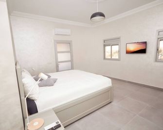 1 Tizin'Tichka By Family Stay Ouarzazate - Ouarzazate - Bedroom