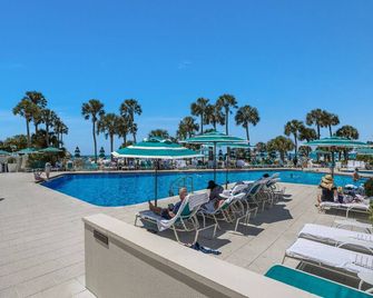 Updated Beachfront Condo at Prestigious Long Boat Key Resort - Longboat Key - Pool