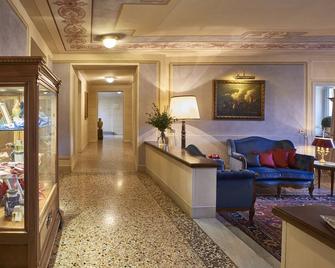 Albergo Terminus - Como - Lobby