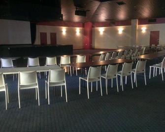 Overlander Hotel - Mount Isa - Baari