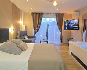 Appart Hotel Cinéma Perpignan - Perpignan - Yatak Odası