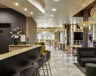 Aparthotel & Spa Adagio Vannes - Plescop - Bar