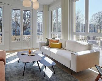 La Belle Ville by FeelFree Rentals - San Sebastián - Sala de estar