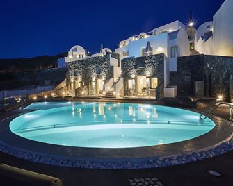 Aperanto Suites - Fira - Piscina