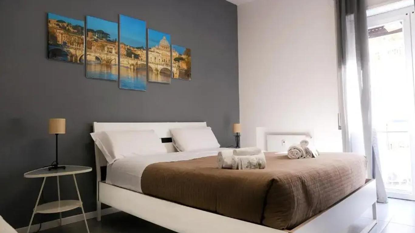 Vatican Central Suites