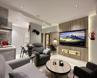 jeddah luxury stay - Jeddah - Living room