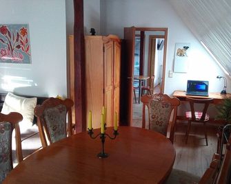 Apartment Fewo Falke - Halberstadt - Eetruimte