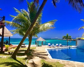 Casa Caribe Cancun - Cancún - Svømmebasseng