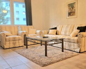 Centrally located near Essen main station and the University of Duisburg-Essen - Essen