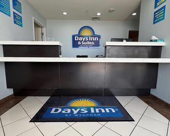 Studio 6 Colorado City Tx - Colorado City - Front desk