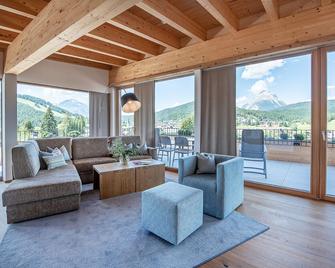 Gotthard - Fine Living Apartments - Seefeld - Sala de estar