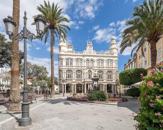 Boutique Hotel Cordial La Peregrina - Las Palmas de Gran Canaria - Edificio