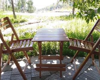 Grapes Garden Resort Hunza - Karimabad - Patio