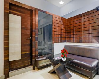 Sri Ganesh Hotel - Dhanbād - Bedroom