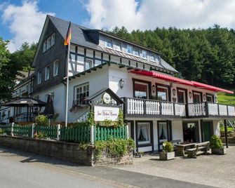 Gasthof Zur Hohen Hunau - Schmallenberg - Edificio