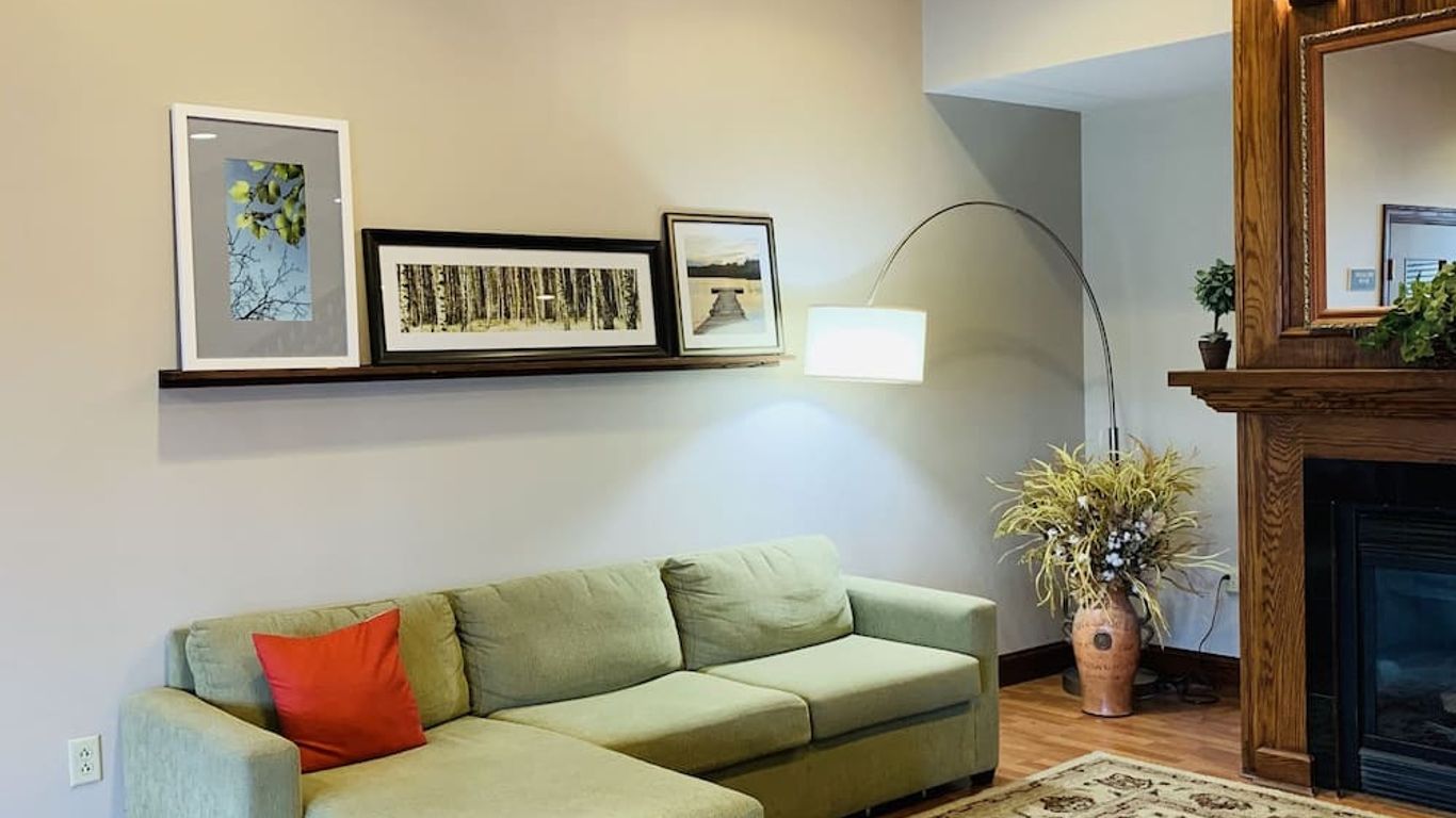 كانتري إن آند سويتس باي راديسون، إثاكا، نيويورك