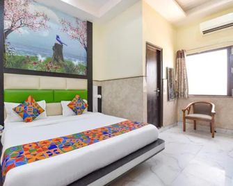 Fabhotel Prime Sumanglam - Jagadhri - Bedroom