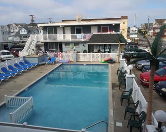 Sandy Shores Resort - North Wildwood - Pool