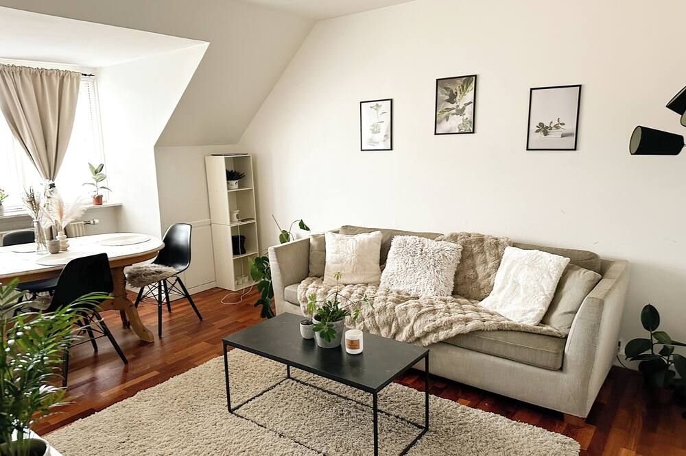 Deluxe Apartment on the Main Street with Free Parking & Late Checkout – Herning