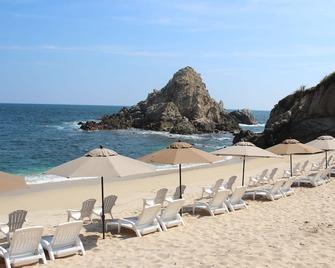 Isla Natura Beach Huatulco - Tangolunda - Playa