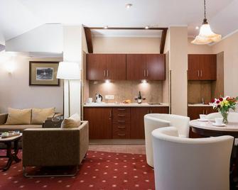 Booking Hotel Crown Piast & Spa - Краків - Кухня