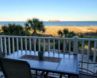 Fort Screven Villas 201 by Tybee Vacation Rentals - Tybee Island - Balcony