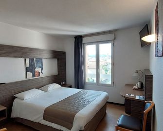 Cevenol Hotel - Millau - Slaapkamer