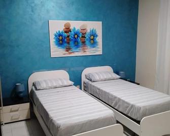 Bed & Breakfast 21 - Gela - Camera da letto