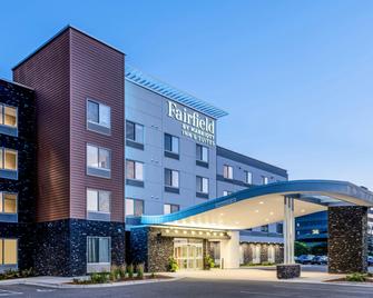 Fairfield Inn & Suites by Marriott Minneapolis North - Brooklyn Center - Building
