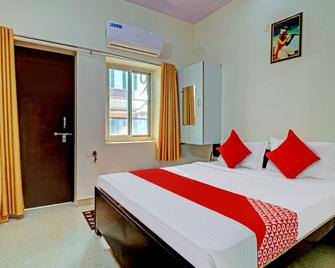 Ganesh guest House - Mathura - Ložnice