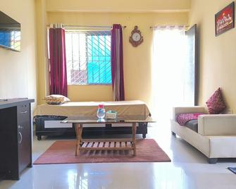 Cosy 1BHK well furnished flat-Kamal Jal - Ranchi - Bedroom