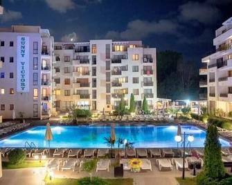 Tsb Sunny Victory Apartments - סאני ביץ' - בריכה