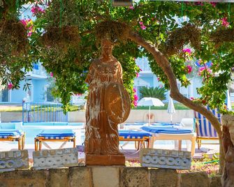 Filoxenia Apartments & Studios - Rodas - Restaurante