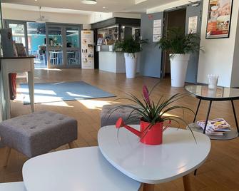 Hotel Balladins Tours Sud - Chambray-lès-Tours - Lobby